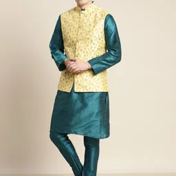 SOJANYA Men Green Ethnic Motifs Embroidered Thread Work Kurta with Churidar-picture-5