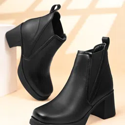 The Roadster Lifestyle Co Women Casual Square-Toe Block-Heeled Chelsea Boots-image-50