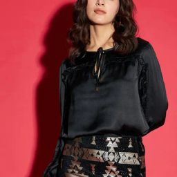 KASSUALLY Black Relaxed Fit Top-53