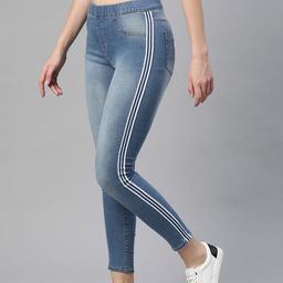 The Roadster Lifestyle Co Women Blue Washed Super Skinny Fit Cropped Jeggings With Side Stripes-34