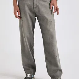 Banana Club Men Classic Relaxed Fit Mildly Distressed Light Fade Jeans-image-8