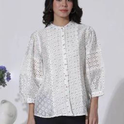 W White Embroidered Top-picture-33