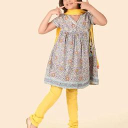 Fabindia Kids Grey & Yellow Cotton Printed Kurta Churidar Set-picture-29
