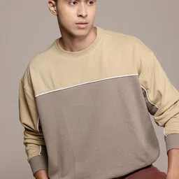 The Roadster Lifestyle Co. Oversized Fit Colourblocked Sweatshirt-picture-13