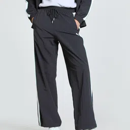Puma T7 Oversized Unisex Straight Fit Track Pants-31