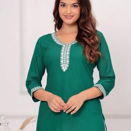 NEW4U Embroidered Crop Top-image-22