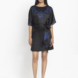 SHAYE Black Boat Neck Printed Short Sleeves Casual Dresses For Women-image-56