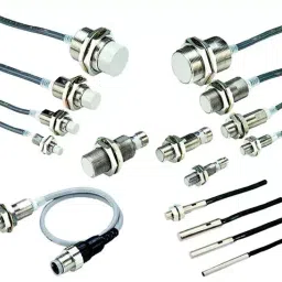 Omron E2E Series 2 mm Sensing Distance Photoeletric Sensor E2E-X2D1-N-30