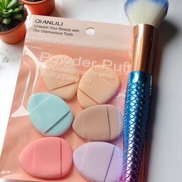 CHRONEX Set Of 7 Finger Mini Eye Puff With Face Brush-12