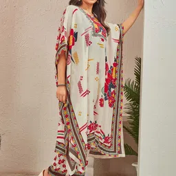 all about you Women Printed Regular Top with Trousers image 5