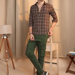 Campus Sutra Men Comfort Spread Collar Checked Casual Shirt-image-41