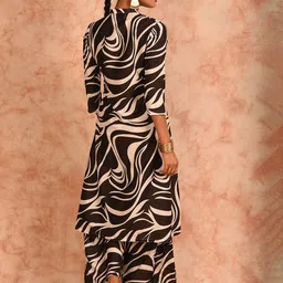 JHALAKK BY LAALZARI Printed Tunic & Palazzo Co-Ord Set image 3