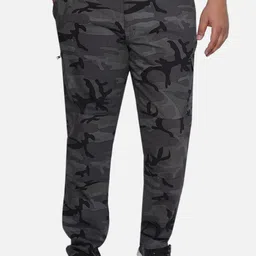 Santonio Men Camouflage Printed Cargos Trousers-image-13