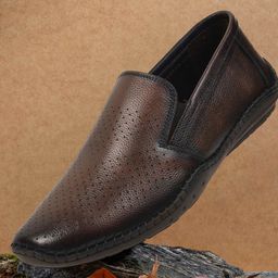 Metro Men Leather Slip-On Sneakers-image-54