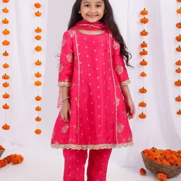 MASTARANG Girls Printed Kurta With Palazzos & Dupatta-image-43