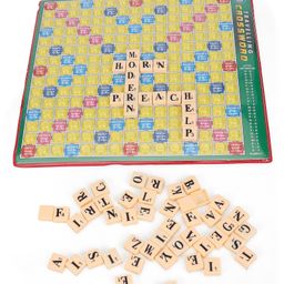 Unique 4 Player Travelling Crossword Game - Multicolour image 5