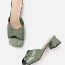 Van Heusen Woman Block Heels-32