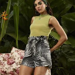 MANGO Women Black & White Tropical Printed Belt Shorts-image-70