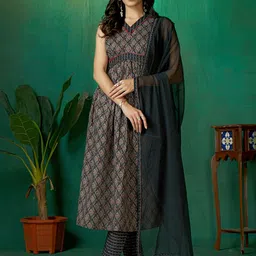 DIVASTRI Women Ethnic Motifs Printed Regular Gotta Patti Pure Cotton Kurta with Trousers & With Dupatta-image-2