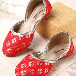 Cute Walk by Babyhug Mojaris with Sequins Embellished - Red-picture-10