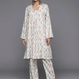 Varanga Women Regular Kurta with Trousers-picture-54