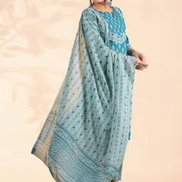 Vbuyz Floral Printed Regular Sequinned Pure Cotton Kurta With Palazzos & Dupatta image 3