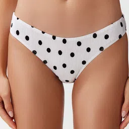 Trendyol Polka Dots Printed Mid-Rise Basic Briefs image 5