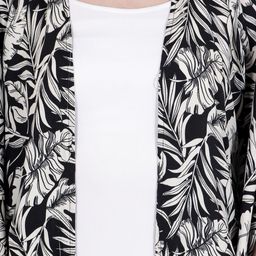 SCORPIUS Black & White Printed Open Front Shrug image 5