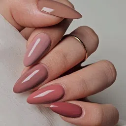BAD COMPANY Set Of 5 No Toxin Nail Lacquer - 10 ml Each - Shade 57-61-72-74-96 image 2