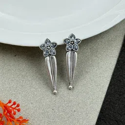 NAMAN ARTS Silver-Plated Stones Studded & Beaded Floral Shaped Oxidised Drop Earrings-45