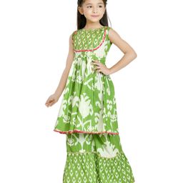 Teentaare Cotton Woven Sleeveless Kurta & Gharara Set with Aztec Print & Lace Detailing At Yoke - Green-image-34