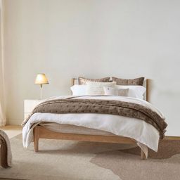 nestroots Unisex Elegant Beige Hand Tufted Wool Carpet-picture-24