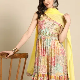 Sangria Floral Embroidered High Slit Sequinned Kurta With Salwar & Dupatta-image-81