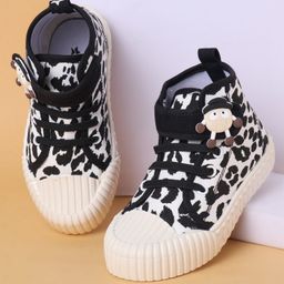 Cute Walk By Babyhug Casual Shoes with Velcro Closure Canvas & Animal Print - Black-image-80