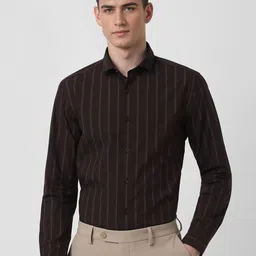 Peter England Men Slim Fit Cutaway Collar Vertical Striped Cotton Formal Shirt-picture-48