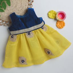 Many frocks & Sleeveless Peacock Feather Detailed & Lace Embellished Ethnic Dress - Blue & Yellow-image-23