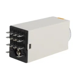 RS PRO Single Function Timer Relay Plug In Mount 110 V AC 4PDT Model No. 1792971 image 4