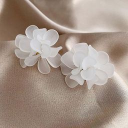 VAGHBHATT Rhodium-Plated Floral Shaped Studs-17