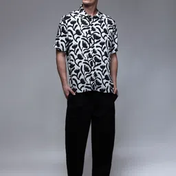 Paper Cut Oversized Printed Spread Collar Casual Shirt-picture-7