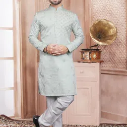 EVASTRO Ethnic Motifs Embroidered Regular Pure Silk Kurta with Pyjamas-image-6