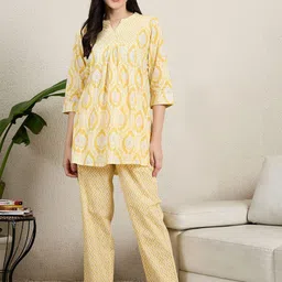 July Ethnic Motifs Printed Mandarin Collar Pure Cotton Three fourth Sleeves Night Suits-picture-26