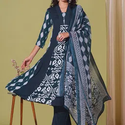 GoSriKi Women Ethnic Motifs Printed Regular Kurta with Trousers & With Dupatta-picture-6