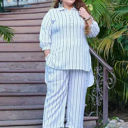PrettyPlus by Desinoor.com Plus Size Striped Shirt Collar High Low Top With Trousers-78