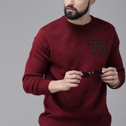 The Roadster Lifestyle Co Men Maroon Solid Pullover Sweater-image-7