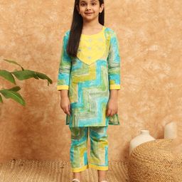 READIPRINT Three Fourth Sleeves Abstract Printed & Floral Embroidered Coordinating Kurta With Pant - Green-picture-19