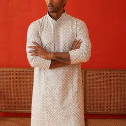 Jompers Men Geometric Embroidered Sequinned Kurta-image-96