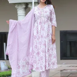 SHALIG Women Floral Printed Anarkali Kurta with Trousers & Dupatta-image-42