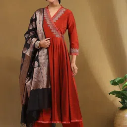 Biba Women Floral Embroidered Regular Thread Work Kurta with Palazzos & With Dupatta-17
