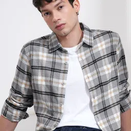 HIGHLANDER Men Relaxed Fit Spread Collar Tartan Checked Cotton Casual Shirt-picture-13