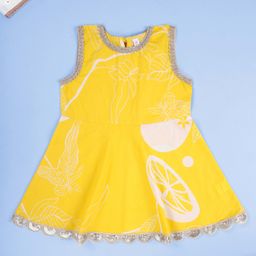Kiddopanti Cotton Woven Sleeveless Leaves Printed Gota Lace Embellished Peplum Kurti - Yellow & White-picture-8